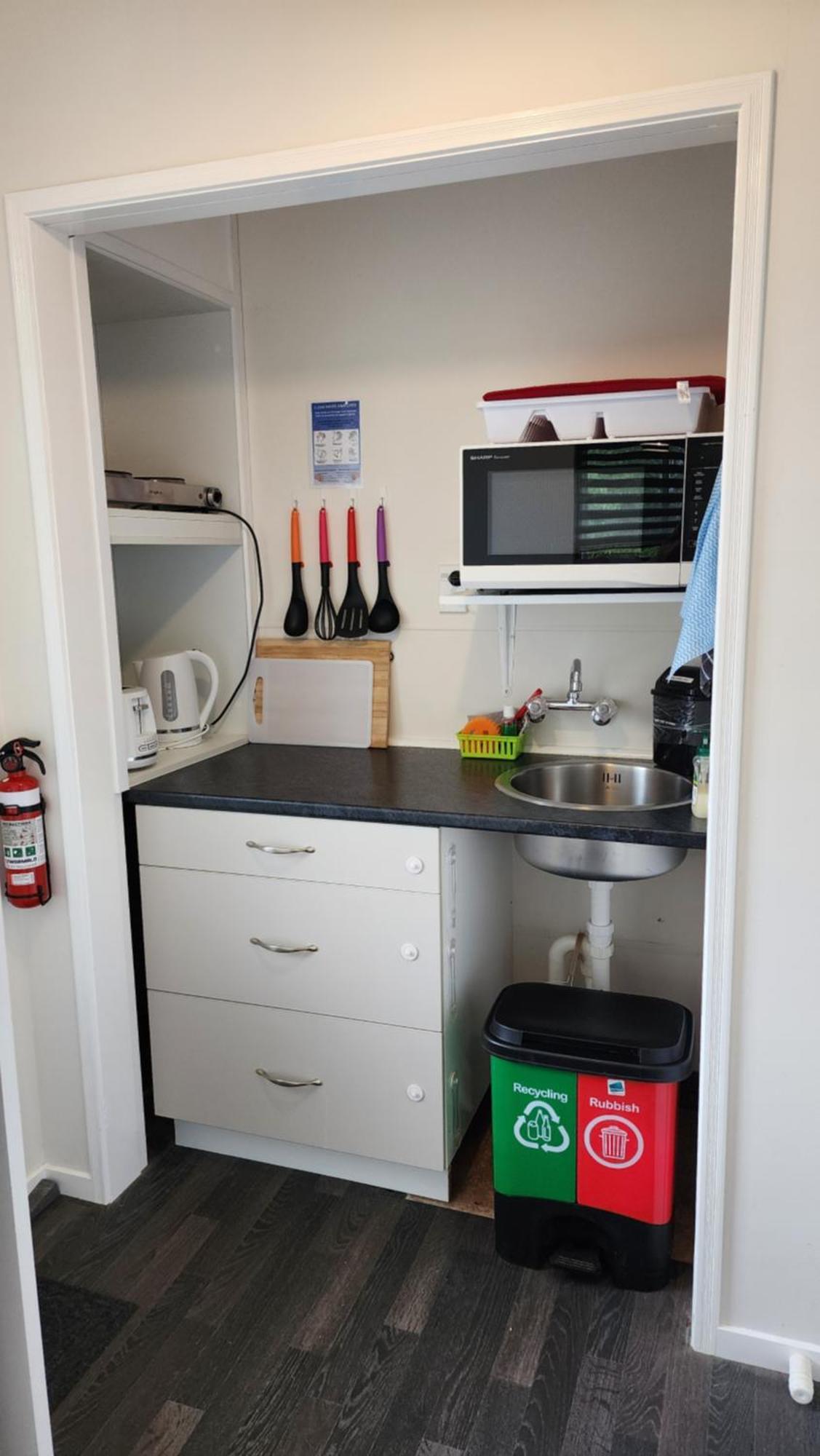 Glamis Ave Shared Home B&B 新普利茅斯 外观 照片