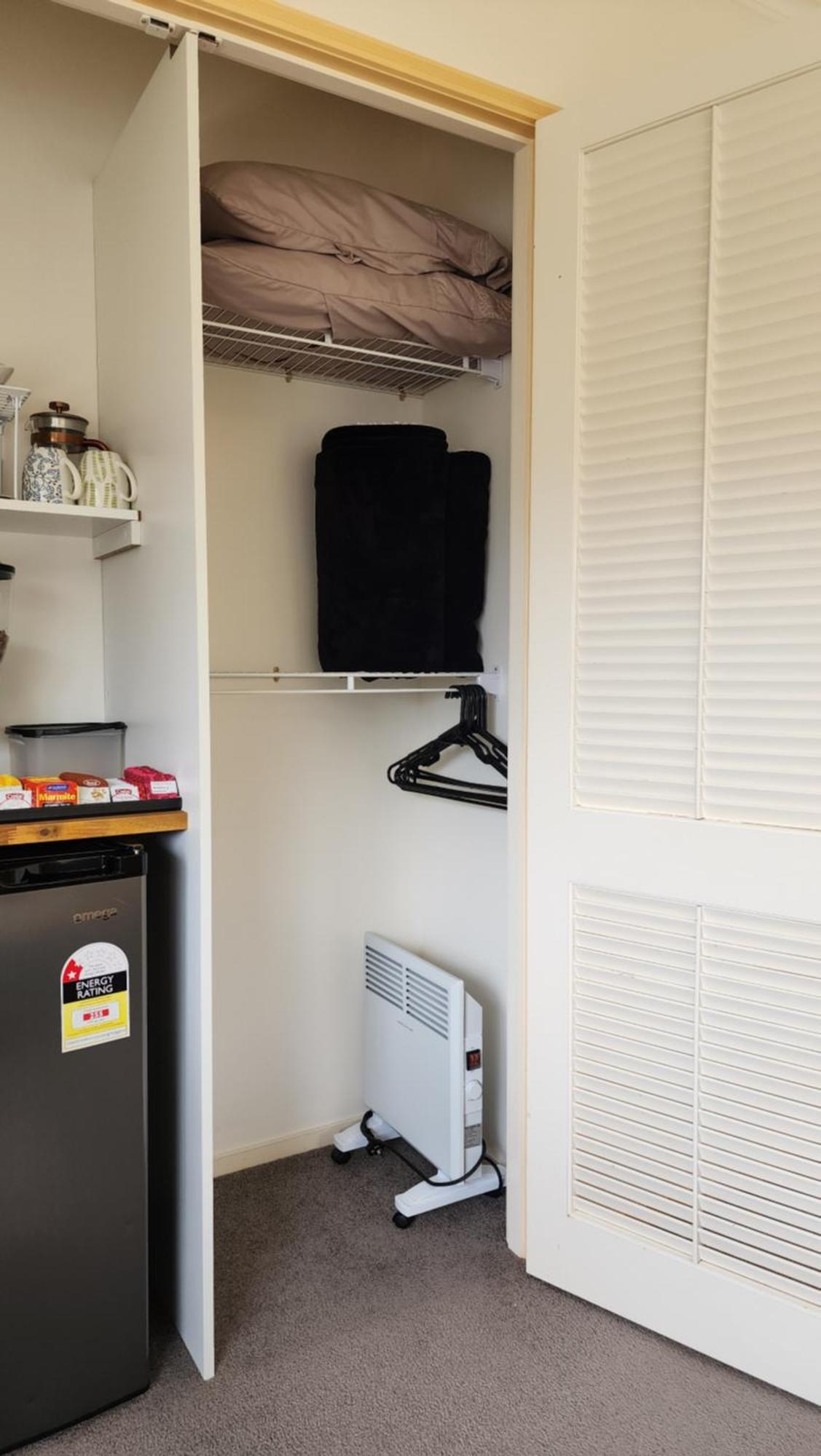 Glamis Ave Shared Home B&B 新普利茅斯 外观 照片